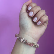 Bracciale conchiglia dorata con agata rosa