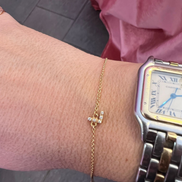Braccialetto in oro 18kt con lettera di brillanti