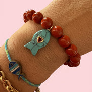 Bracciale Bisette - JAIPUR Medietrranea  corallo rosso  con charm pesciolino turchese (cuore Rubellite )