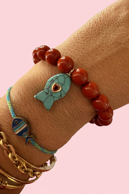 Bracciale Bisette - JAIPUR Medietrranea  corallo rosso  con charm pesciolino turchese (cuore Rubellite )