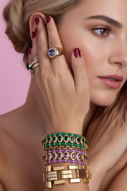 Bracciale MANTRA - Macrame’ con zirconi e ottone placcato oro giallo