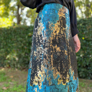 Isabel Allende - Gonna Fonda in broccato oro, turchese e nero