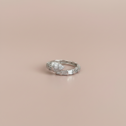 Anello WHITE SNAKE in Argento 925 rodiato con zirconi