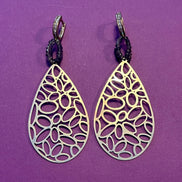 Orecchini con goccia argento e iolite