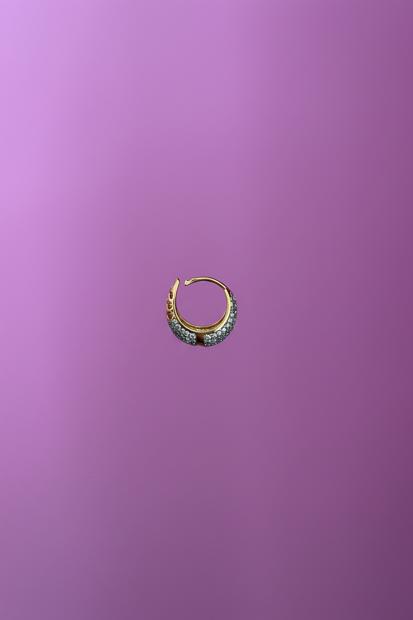 Orecchini mezzaluna in  argento oro giallo con zirconi