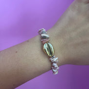 Bracciale conchiglia dorata con agata rosa