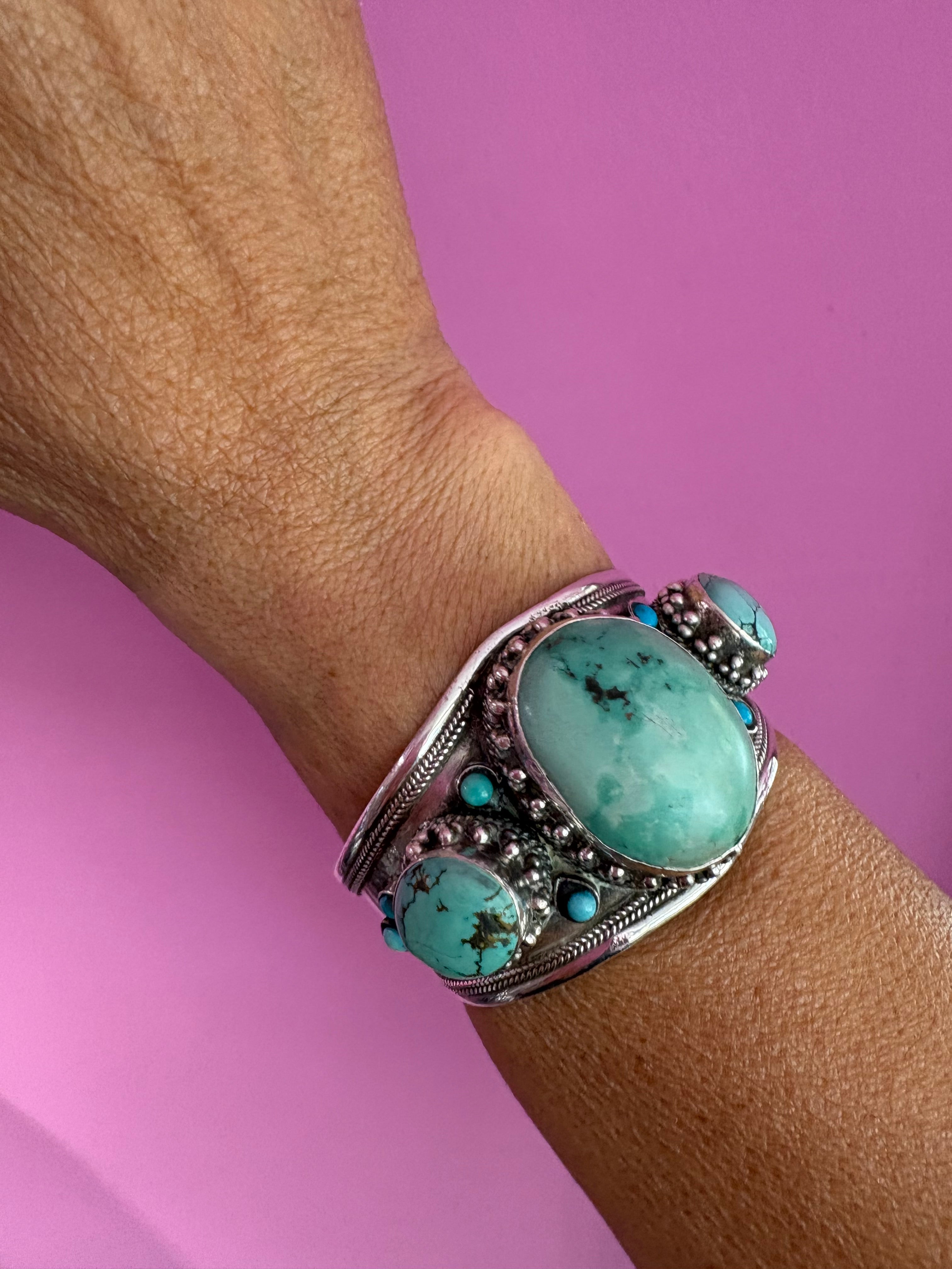 Bracciale collezione ETNICA -   Bangle. Argento 925 con turchesi
