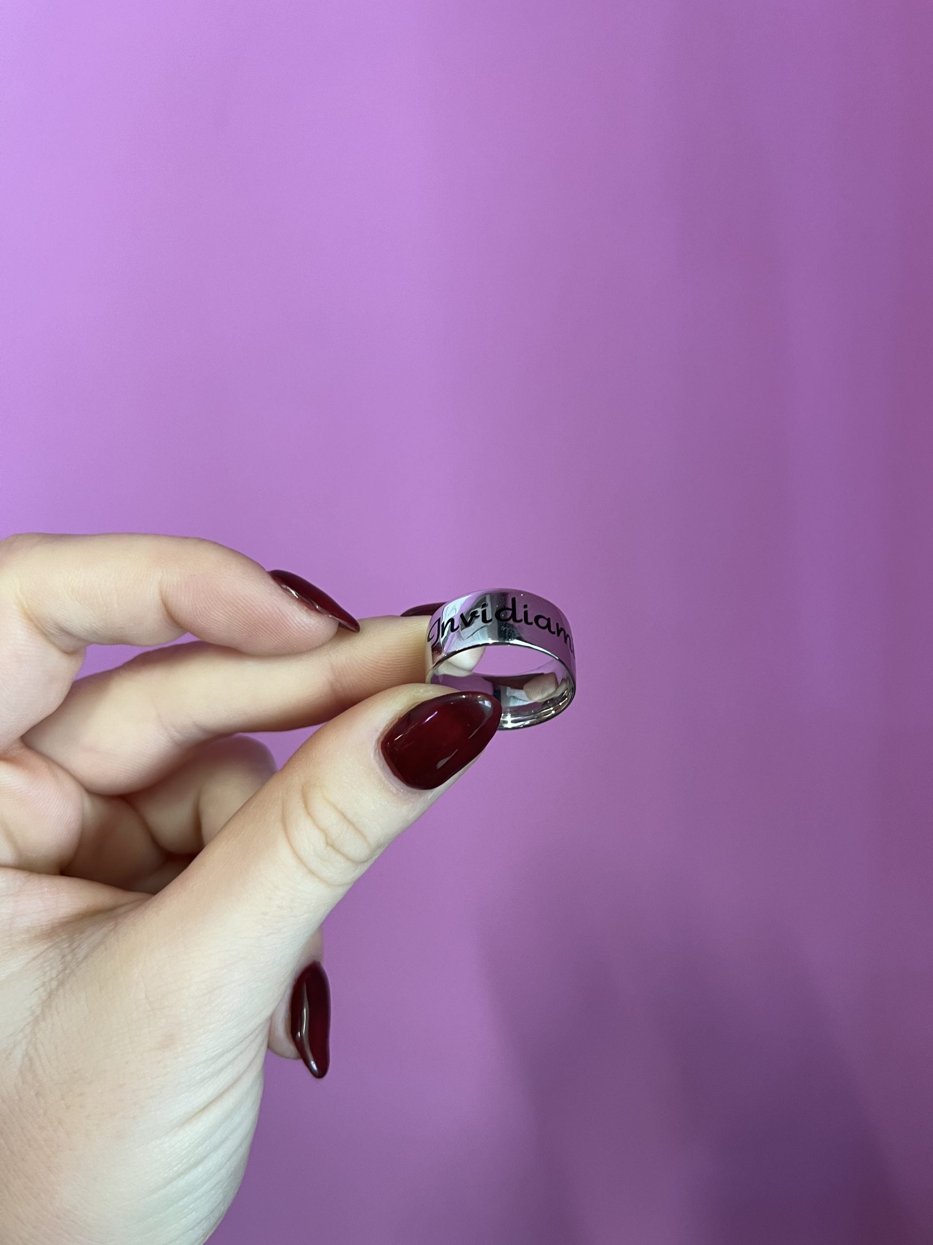 Anello rodio con incisione 