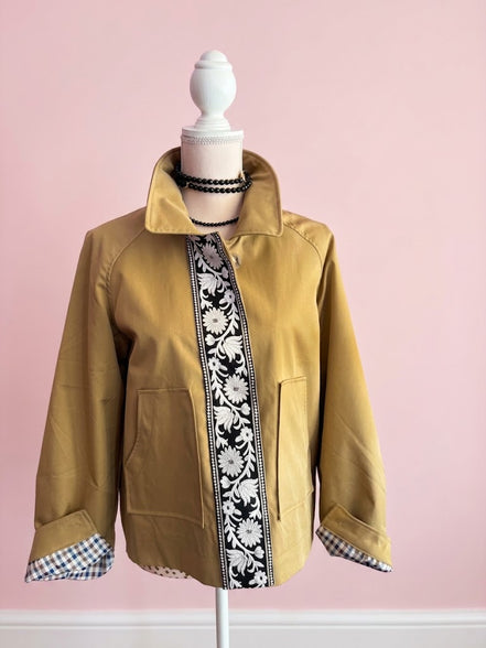Flower  TRENCH JACKET – Giacca con Passamaneria Floreale Couture