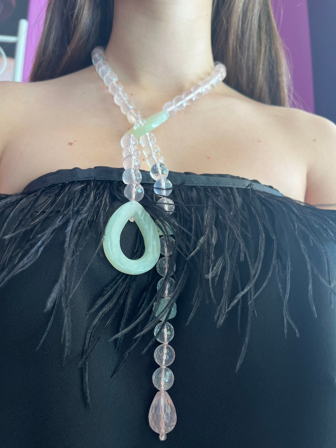 Collana con quarzo rosa e prenite