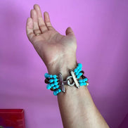 MAGNIFICO - Bracciale multifili - 5 file - turchese con perle piatte e barocche brown e gold