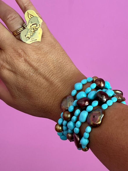 MAGNIFICO - Bracciale multifili - 5 file - turchese con perle piatte e barocche brown e gold