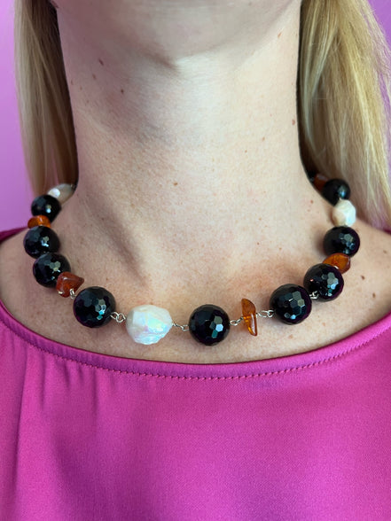 Collana di onice con perle e ambra