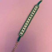 Bracciale MANTRA - Macrame’ con zirconi e ottone placcato oro giallo