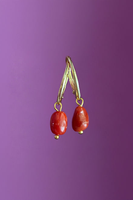 MEDITERRANEA Orecchini con corallo naturale e monachella