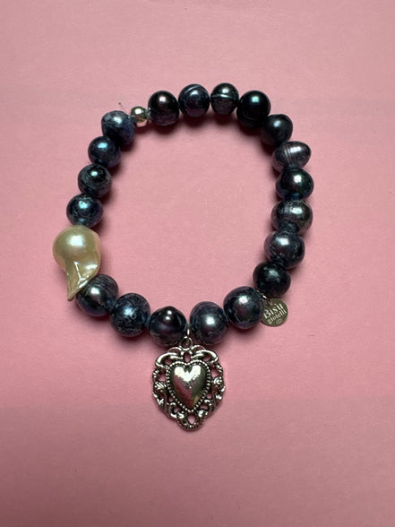 Bracciale Bisette -TALISMANI perle grey con charm Cuore sacro