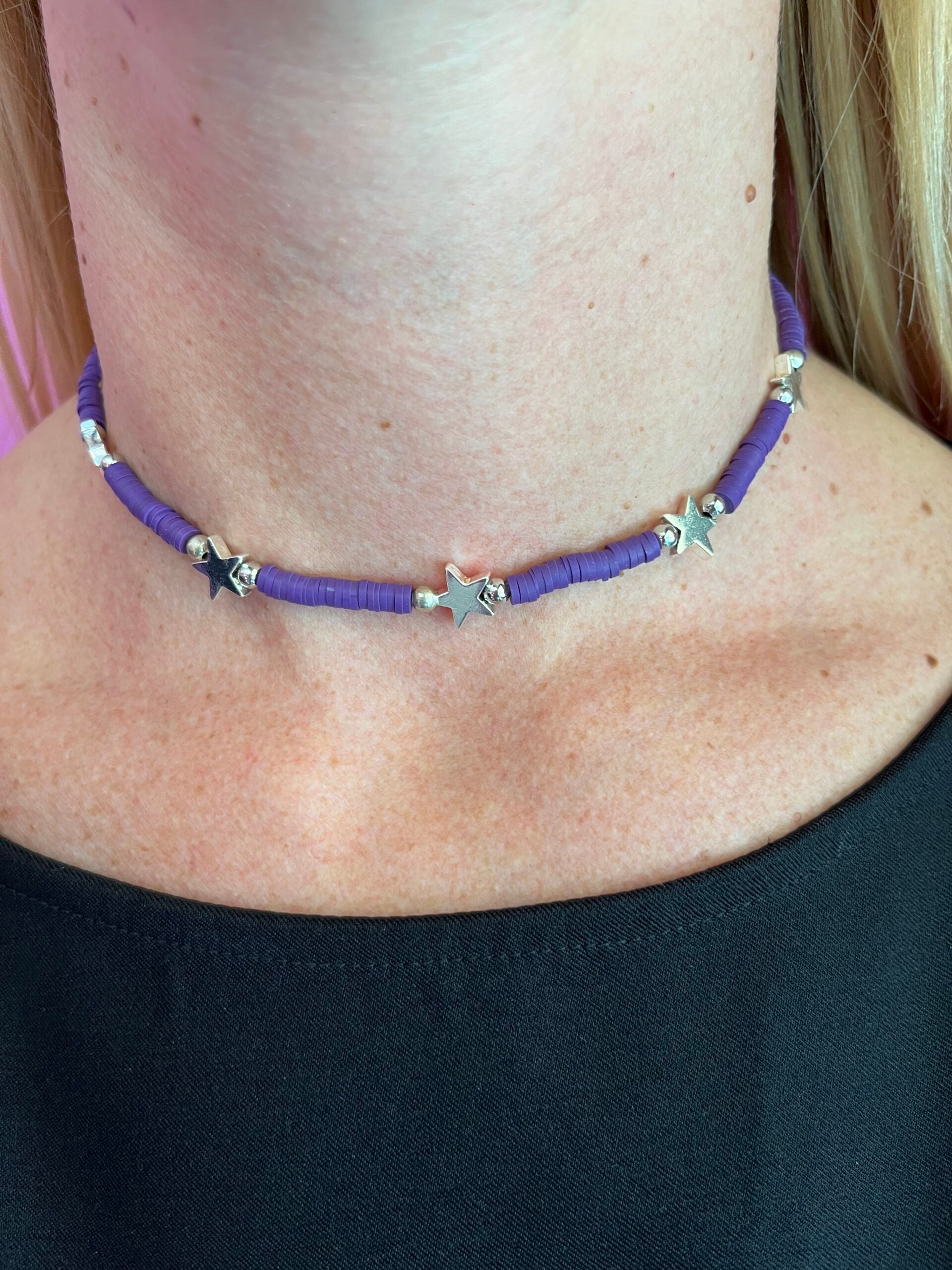 Collier rondelle viola con stelle rodio