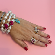 Bracciale Bisette - JAIPUR  OCEANO   Perle coltivate barocche  con charm pesce giada fucsia