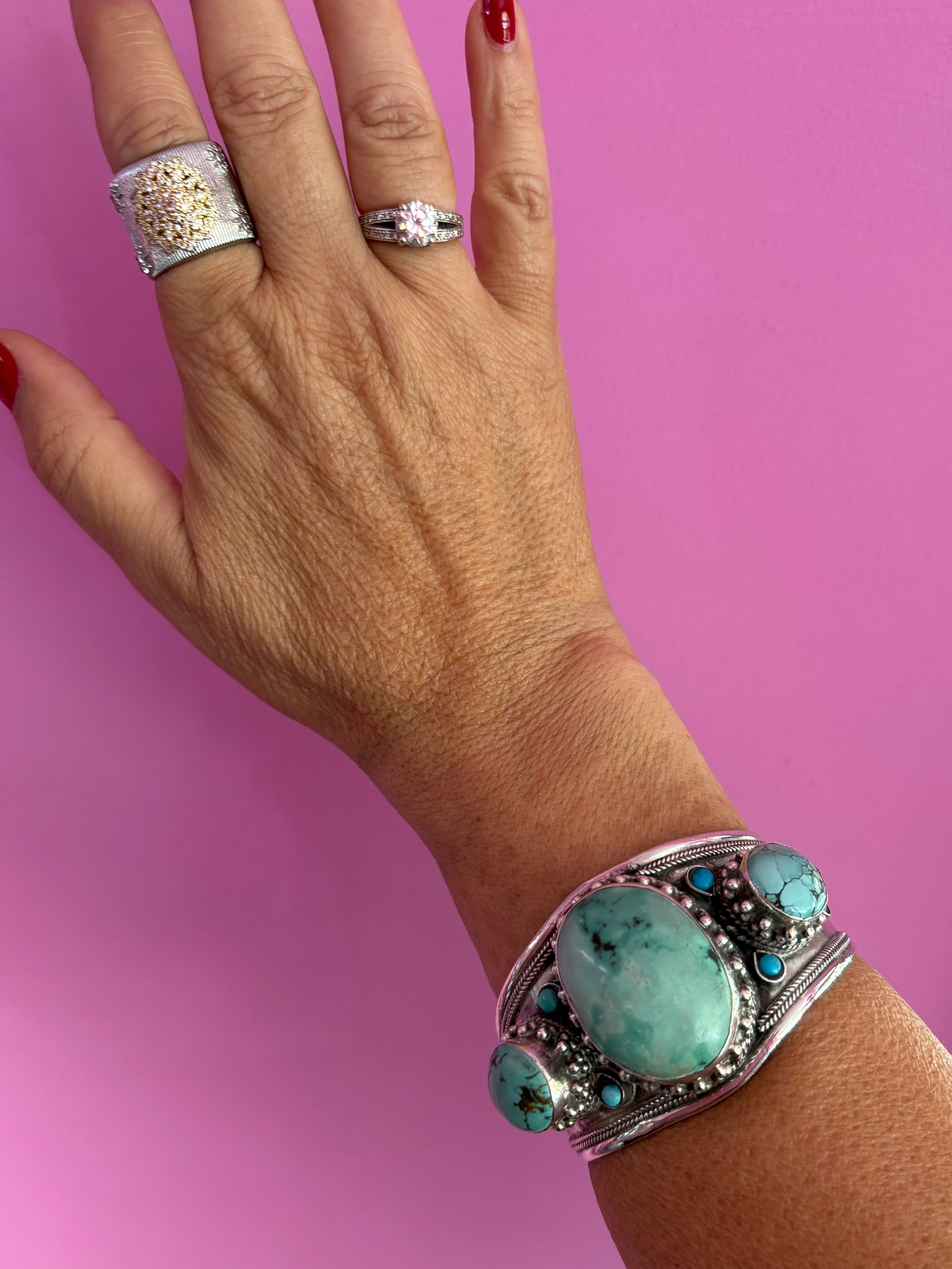 Bracciale collezione ETNICA -   Bangle. Argento 925 con turchesi