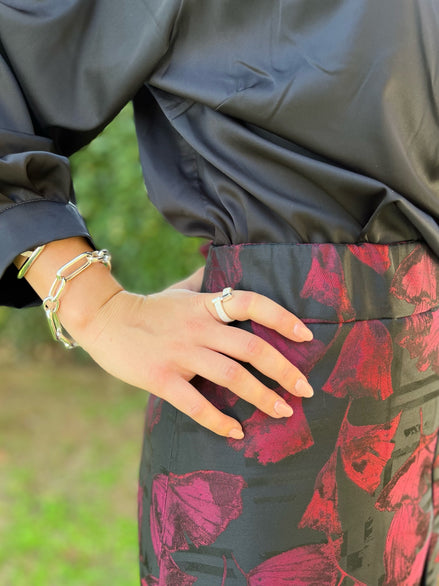 Gonna Fonda Isabel Allende in broccato rosso e nero