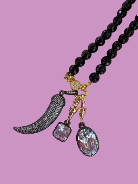 Collana TALISMANI - black - ONICE  mm 8 - chiusura gioiello argento 925 - cm 60 - 3 charms Corno e Luce