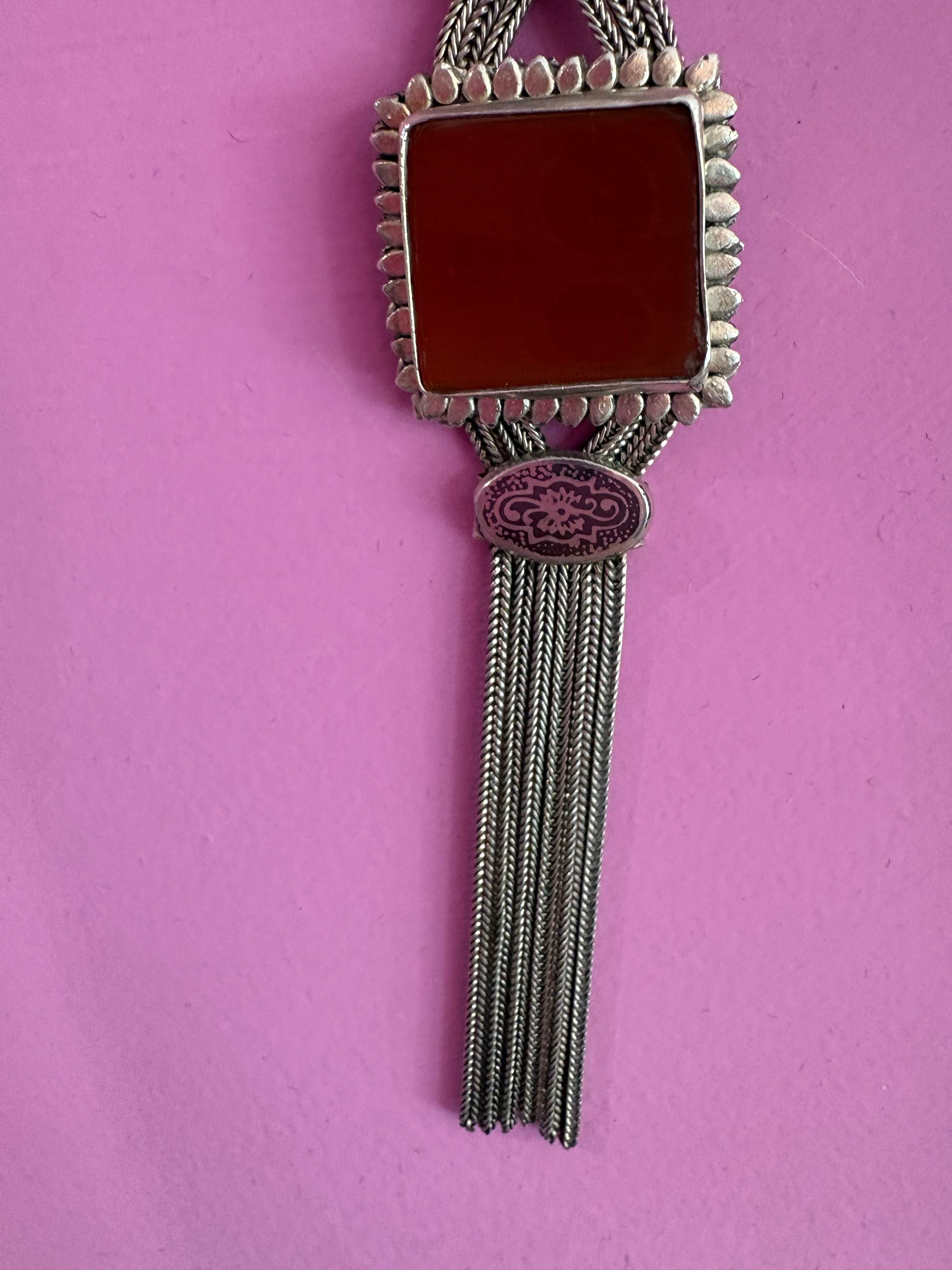 Gioiello d’Archivio Bisù — Rara Collana Sautoir Etnica in Argento 925 e Corniola Naturale