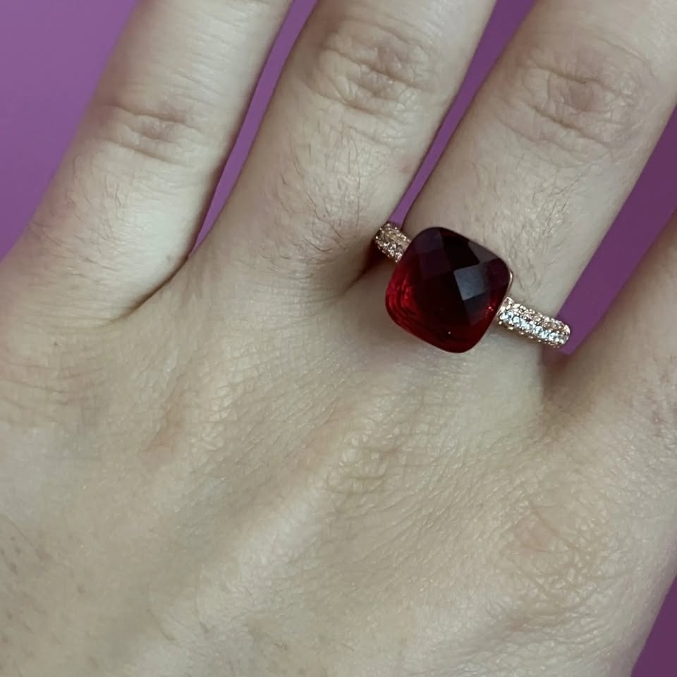 SQUARE ring - ruby red
