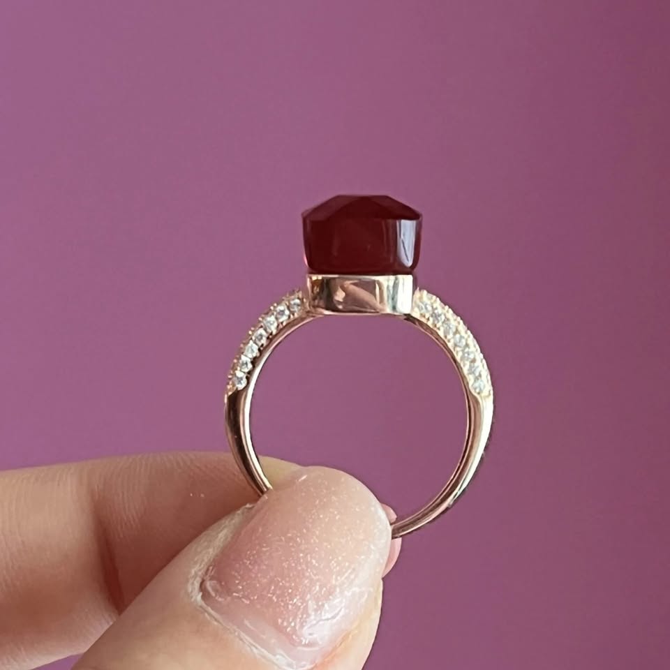 SQUARE ring - ruby red