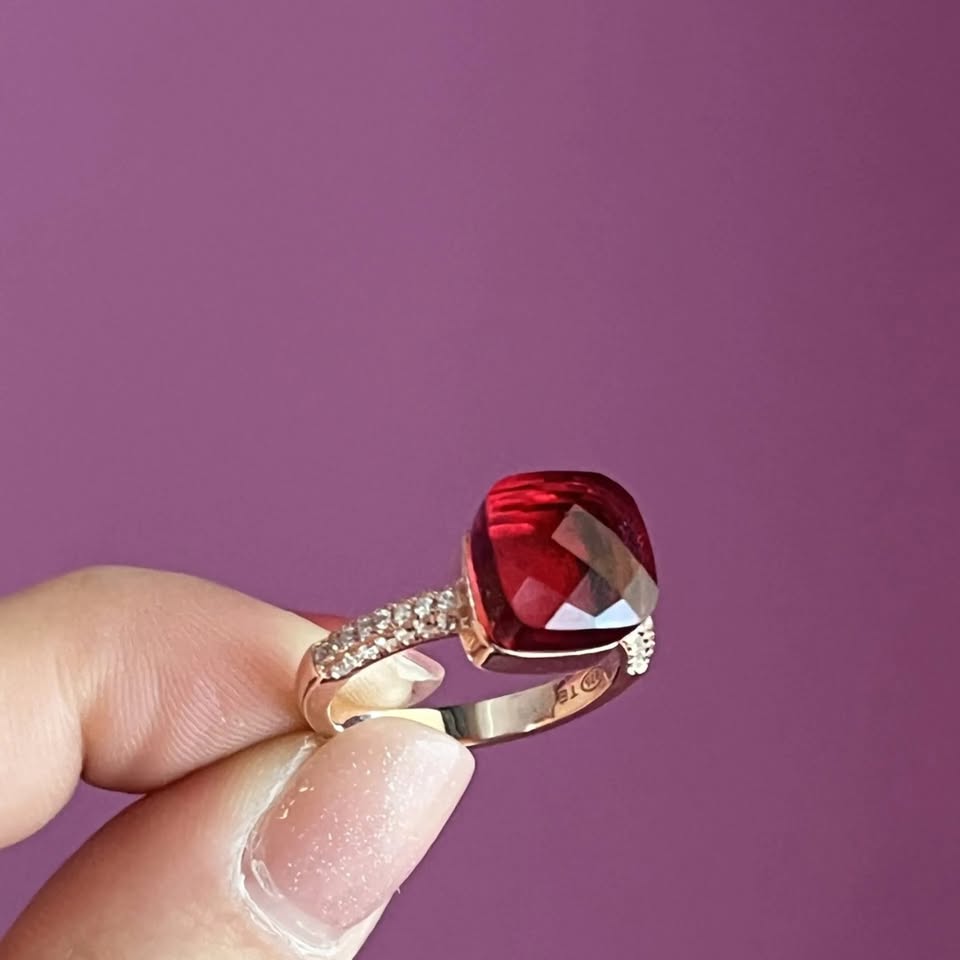 SQUARE ring - ruby red