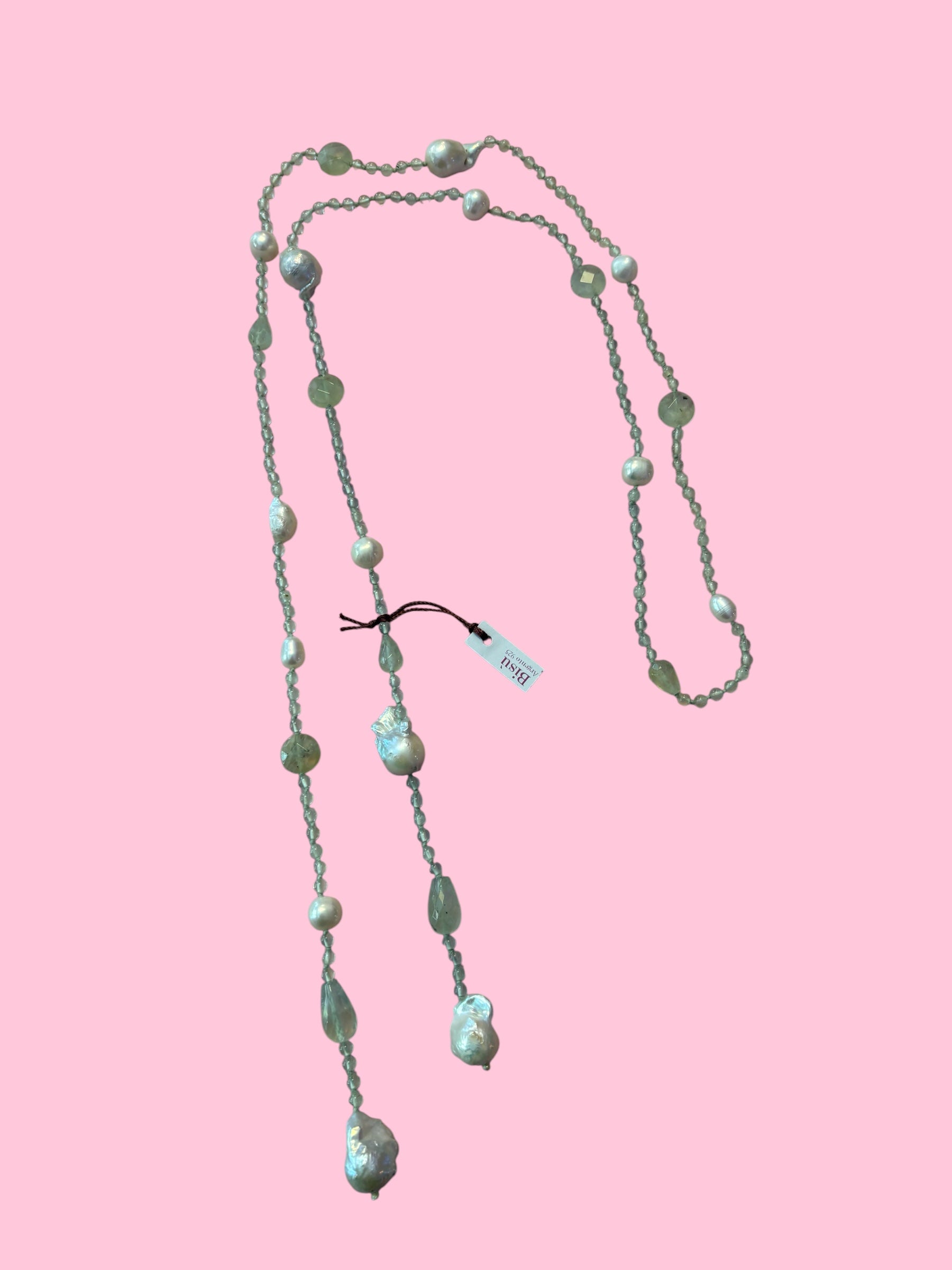 Collana con perle coltivate barocche e Prenite
