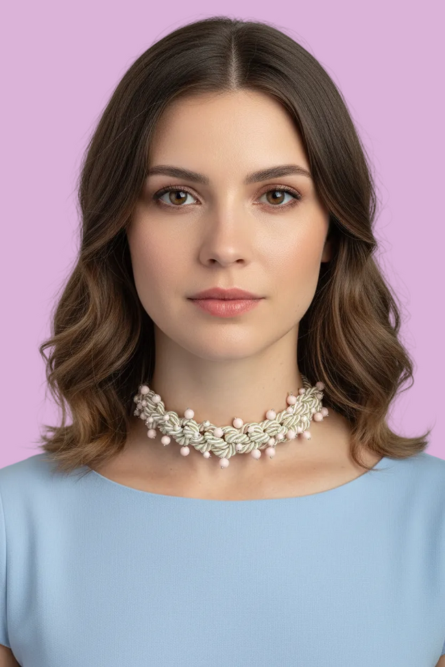 Choker / Collana Couture Collezione Intreccio in Seta Écru, Corallo Rosa e Argento 925