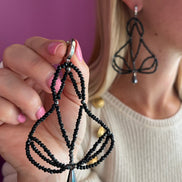 Orecchini ricamo spinello nero precious cut