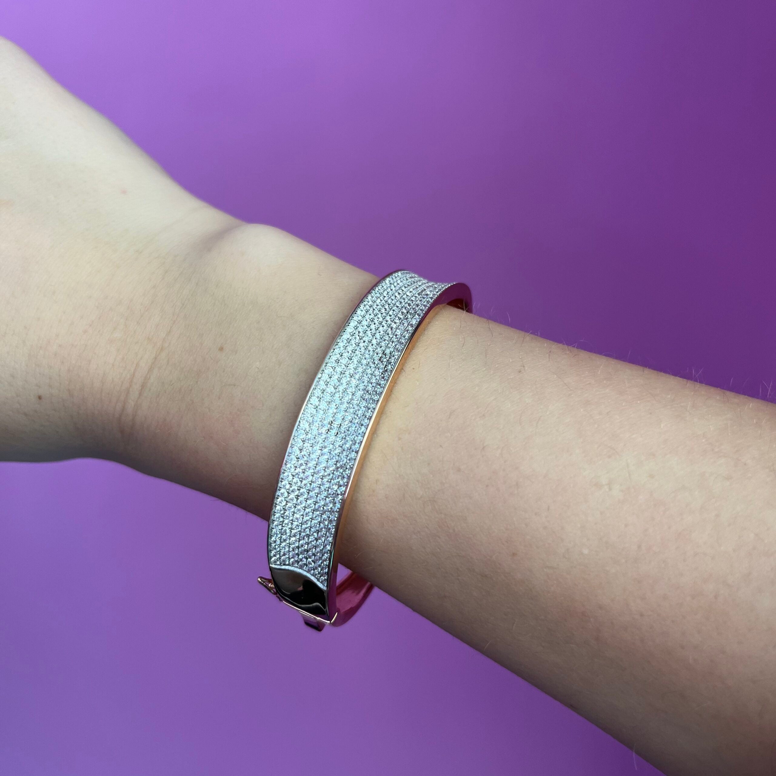 Bracciale bangle a manetta argento 925 con pavé zirconi