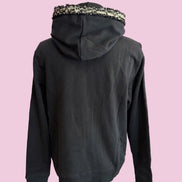 Felpa CHANELLINA : Felpa nera  con passamaneria Couture