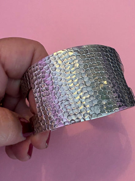 Bracciale Bangle "Croco" in Argento 925 Martellato (Vintage inizio Anni '2000)