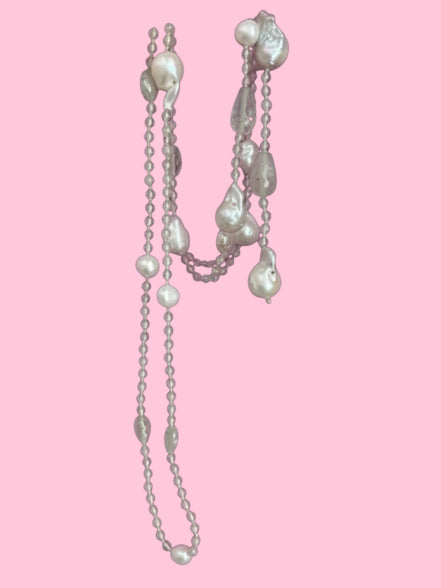 Collana con perle coltivate barocche e Prenite