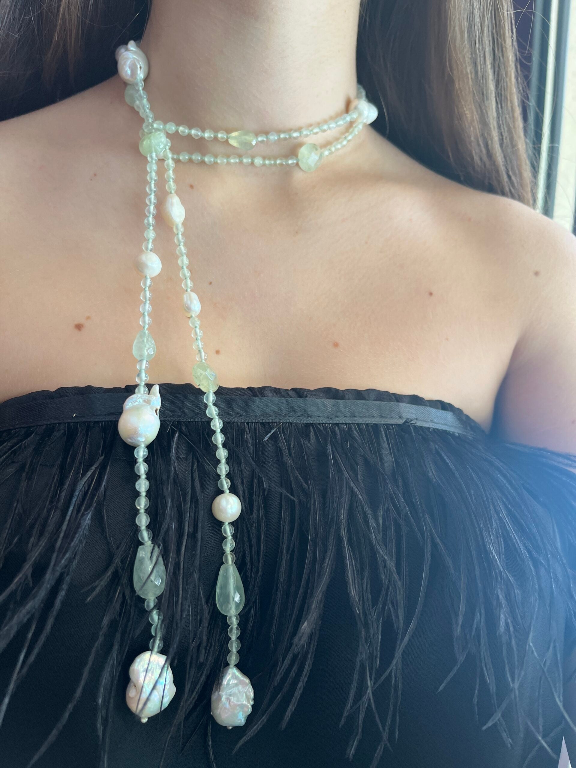 Collana con perle coltivate barocche e Prenite