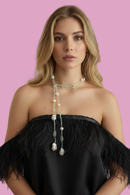 Collana con perle coltivate barocche e Prenite