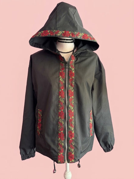 Rose Jacket   : -rain jacket con  passamaneria Couture
