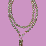 Collana TALISMANI con PERLE coltivate barocche - chiusura gioiello- cm 85 - con charms Corno