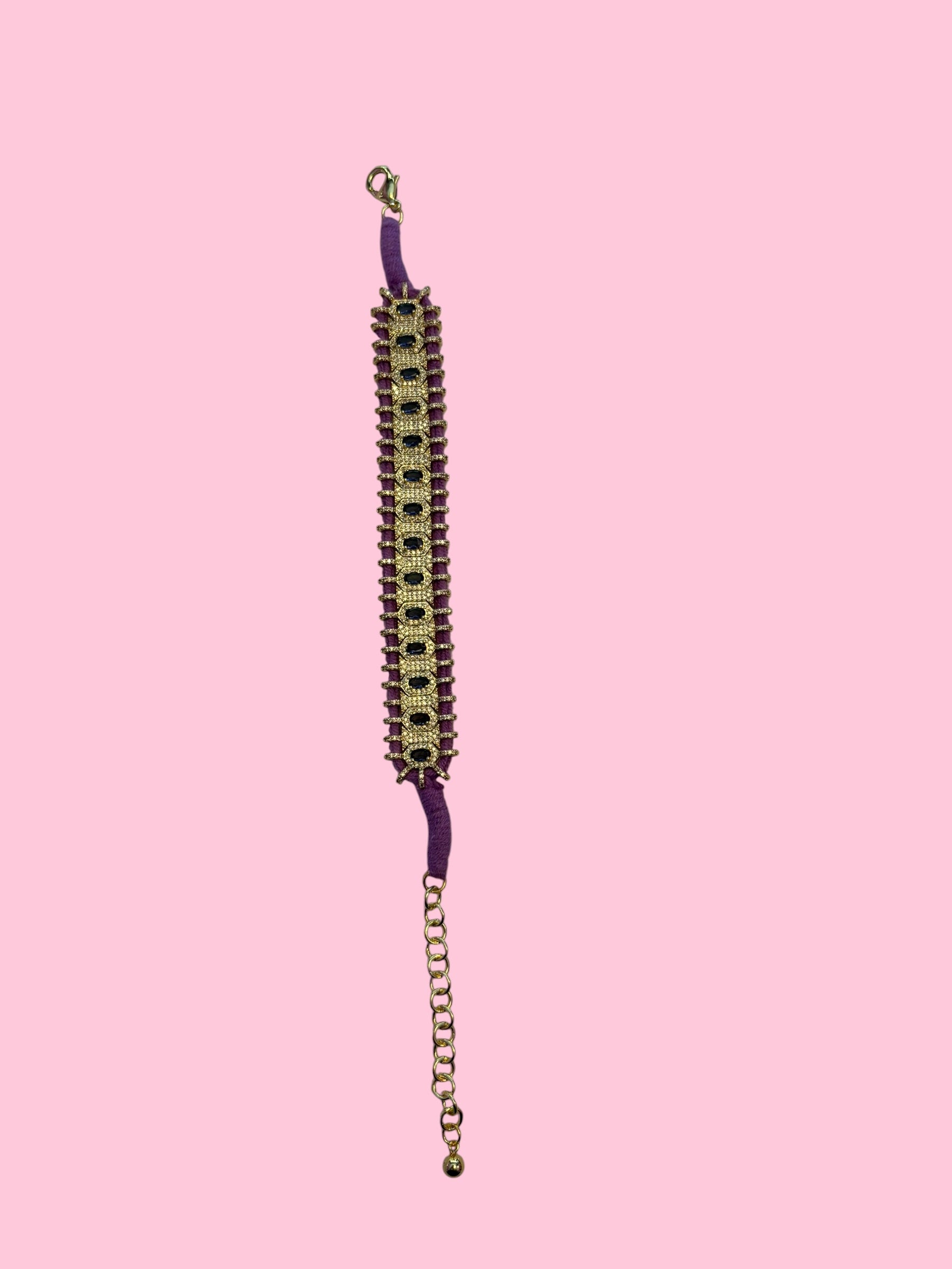Bracciale MANTRA - Macrame’ con zirconi e ottone placcato oro giallo