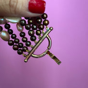 MAGNIFICO - Bracciale multifili - 7 file - perle brown e bianche coltivate barocche e piatte e topazio fumè