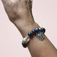 Bracciale Bisette -TALISMANI perle grey con charm Cuore sacro