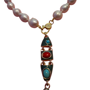 Collana OCEANO - PERLE coltivate barocche - chiusura gioiello argento 925 - cm 40- con charm pesce