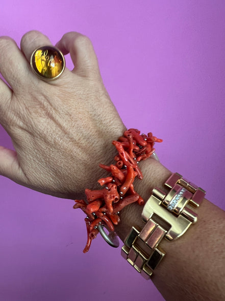 Bracciale MEDITERRANEA-  grandi rametti corallo rodo e corno naturale
