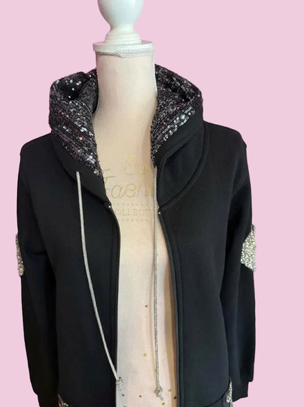 Felpa lunga Gioiello : cappottino Oversize nero con Ricami in Paillettes e Cristalli – Lusso Couture