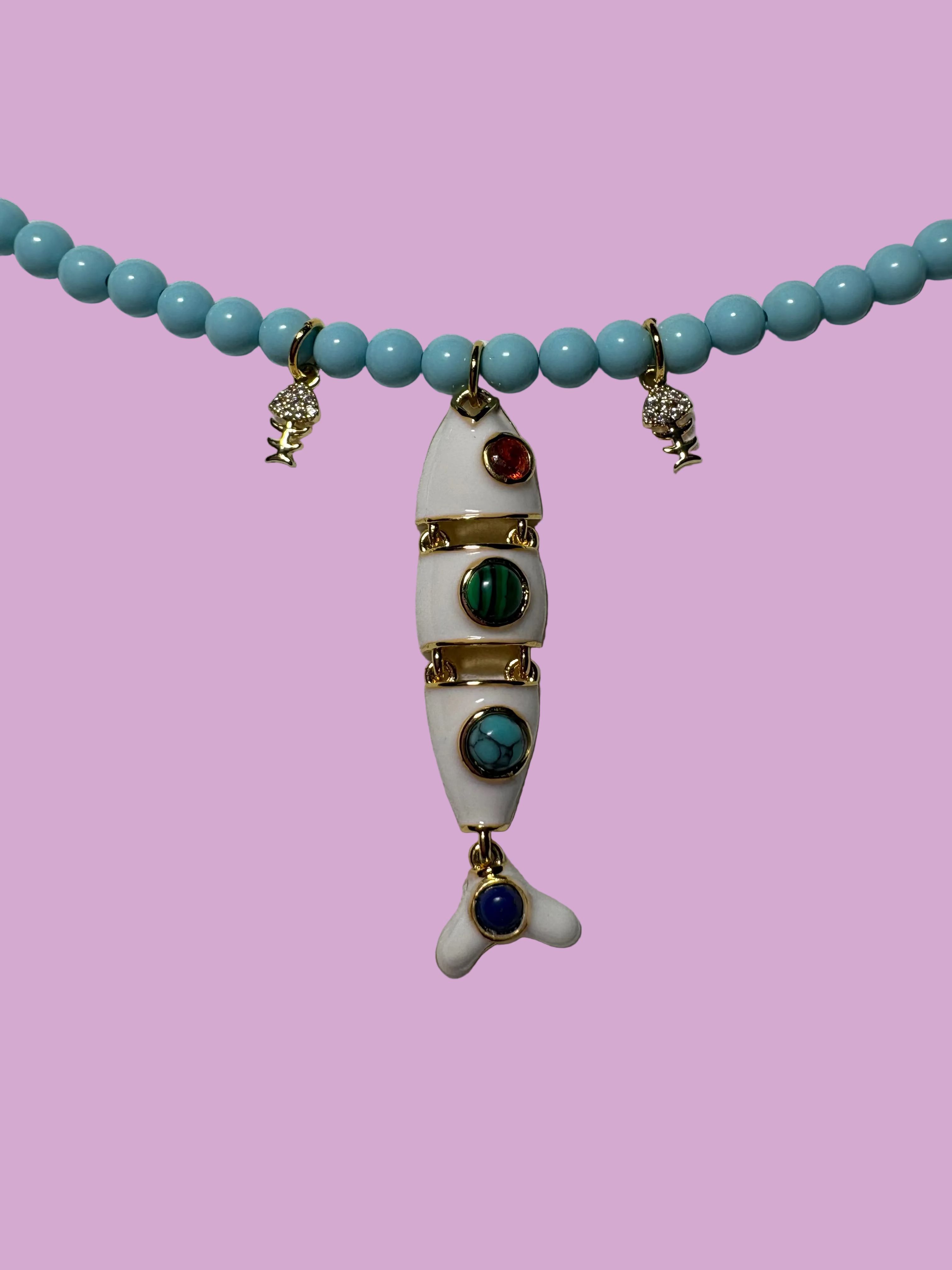 Collana POISSONS - turchese mm 4 - chiusura argento 925 -  3 pesciolini