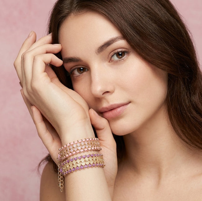 Bracciale MANTRA 4 - Macrame’ con zirconi e ottone placcato oro giallo