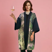 Mishima - Kimono (foderato in raso) in foulé 100% lana con pannello di paillettes floreali sul davanti