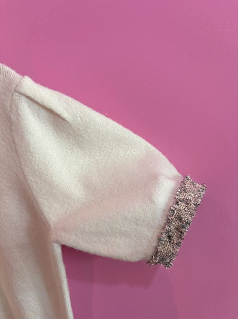 CHANELLINA Knit – Maglioncino a mezza manica con passamaneria Couture applicata a mano